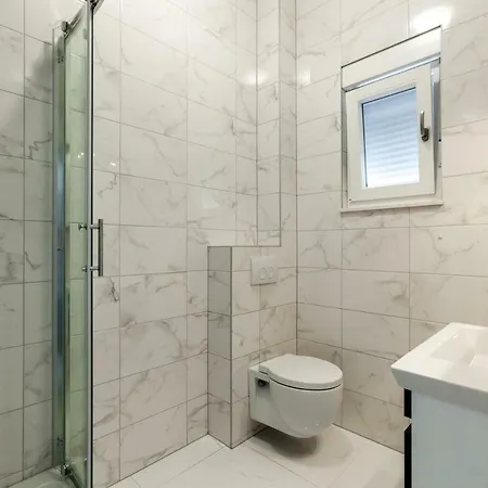 Luxury Aria, Apartman