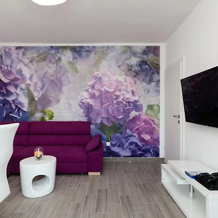 Luxury Aria, Apartman *