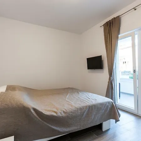 Luxury Aria, Apartman