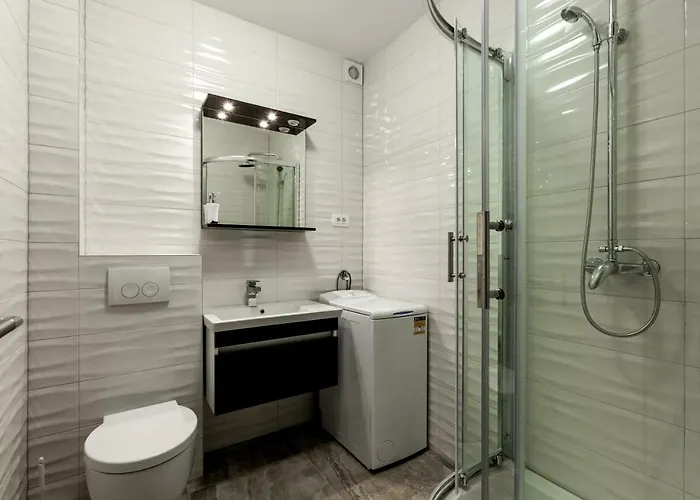 Luxury Aria, * Traù